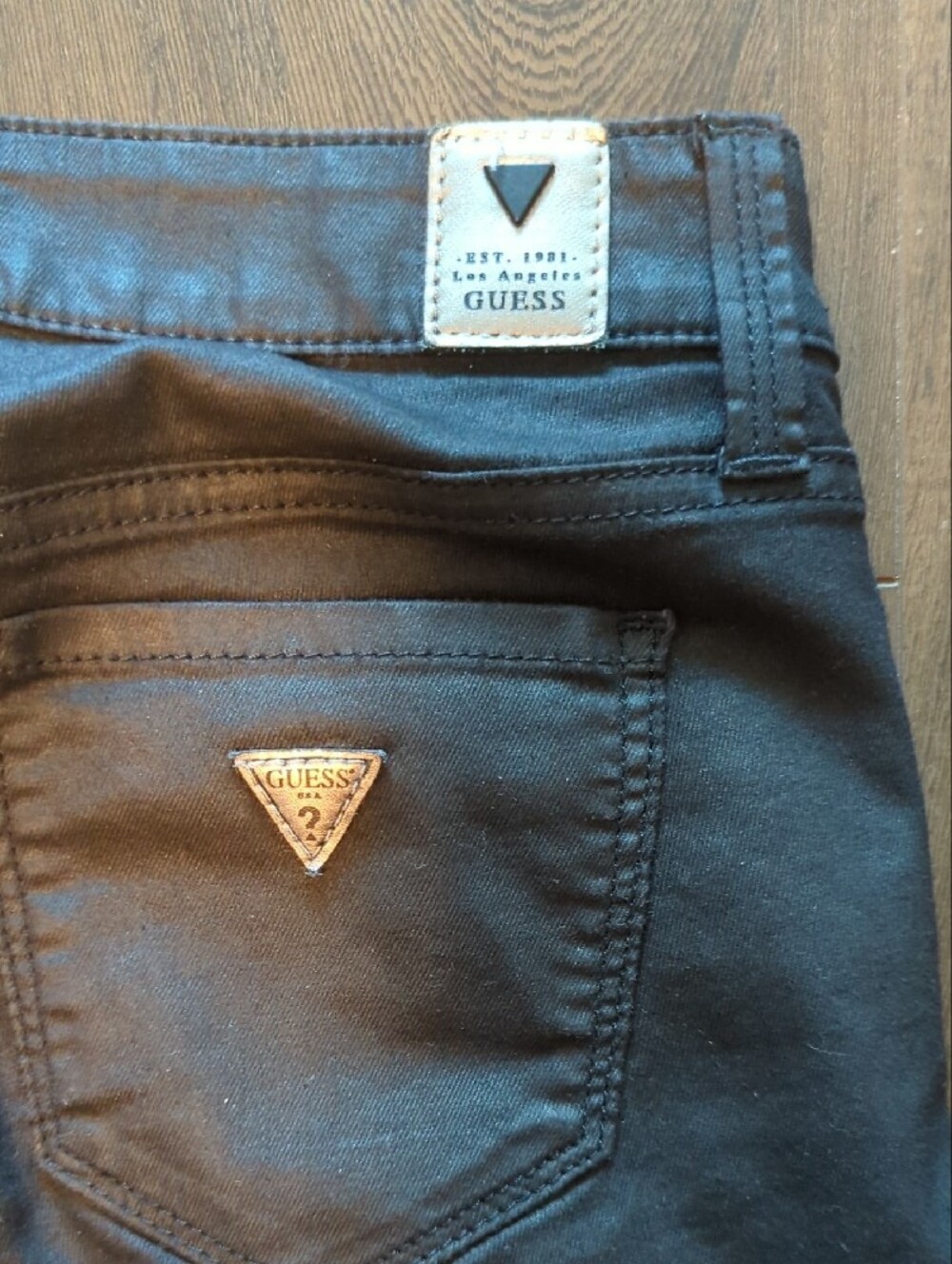 GUESS Skinny Low Rise Jeans